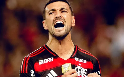 
          Imagem ilustrativa da imagem Flamengo atropela Fortaleza e vira líder do Brasileirão no jogo pré-Mundial
          