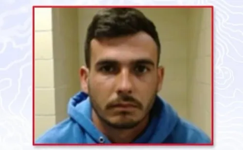 
          Imagem ilustrativa da imagem Foragido por assassinato no ES é preso nos Estados Unidos após alerta da Interpol
          