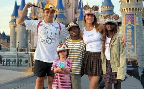 
          Imagem ilustrativa da imagem Giovanna Ewbank diz não querer ter mais um filho com Bruno Gagliasso
          