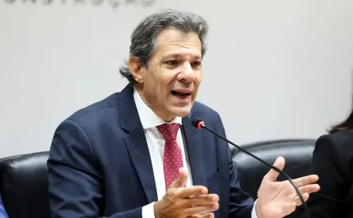 
          Imagem ilustrativa da imagem Haddad anuncia recuo em alíquotas de IOF e fim da isenção de LCIs e LCAs
          