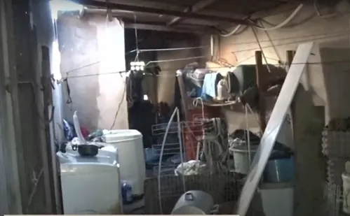 
          Imagem ilustrativa da imagem Homem é preso após incendiar a própria casa com a família dentro em Cariacica
          