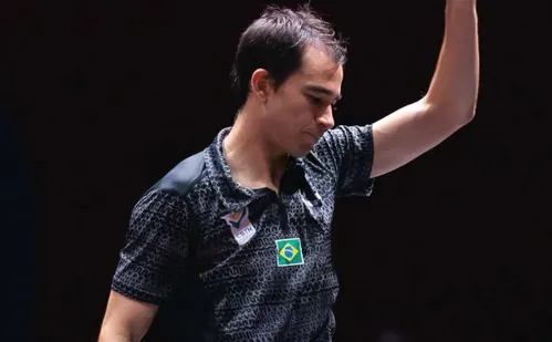 
          Imagem ilustrativa da imagem Calderano perde final, mas fica com prata histórica no Mundial de tênis de mesa
          