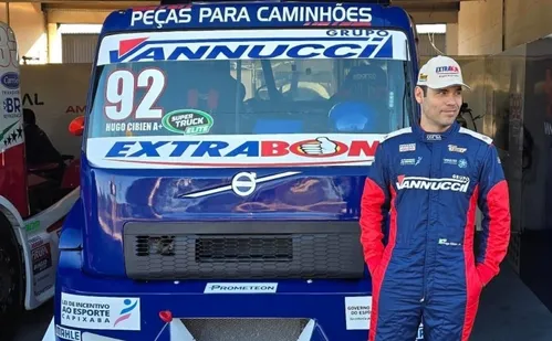 
          Imagem ilustrativa da imagem Dia da primeira prova noturna da história da Copa Truck
          