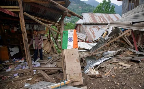 
          Imagem ilustrativa da imagem Índia e Paquistão confirmam cessar-fogo após mediação dos Estados Unidos
          