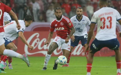 
          Imagem ilustrativa da imagem Inter vence ‘final’, elimina o Bahia e avança em 1º do grupo na Libertadores
          