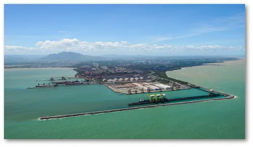 
          Imagem ilustrativa da imagem Investimento de R$ 340 milhões para exportar petróleo direto do ES para a Ásia
          