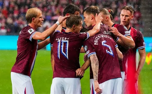 
          Imagem ilustrativa da imagem Itália é humilhada pela Noruega em estreia nas Eliminatórias da Copa
          