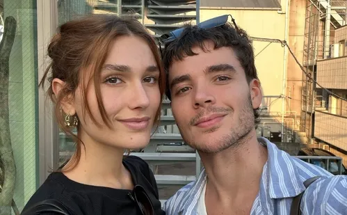 
          Imagem ilustrativa da imagem João Lucas se declara para Sasha em aniversário de casamento: 'até a eternidade'
          