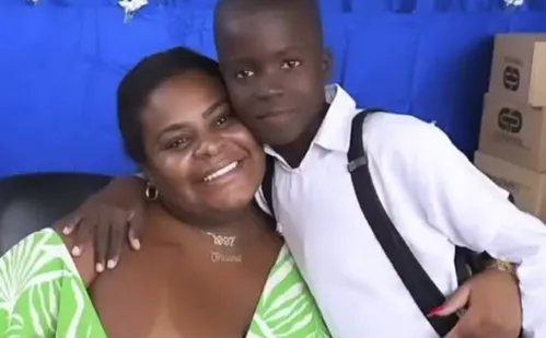 
          Imagem ilustrativa da imagem Jojo Todynho desiste de adotar Francisco e revela motivo nas redes sociais
          