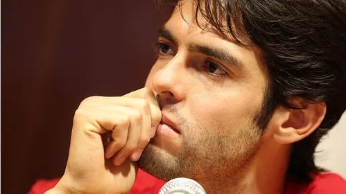 
          Imagem ilustrativa da imagem Kaká na seleção com Ancelotti? Ex-jogador tem se dedicado aos estudos e foca em gestão esportiva
          