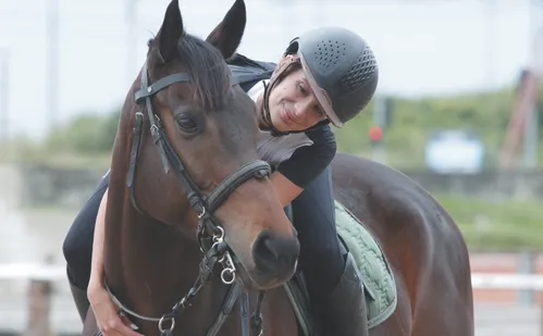 
          Imagem ilustrativa da imagem Luta contra a depressão: “O hipismo me ajudou a recuperar a cor na minha vida”
          