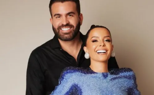 
          Imagem ilustrativa da imagem Maraisa casa com Fernando Mocó em segredo e choca fãs: 'Vocês perderam'
          