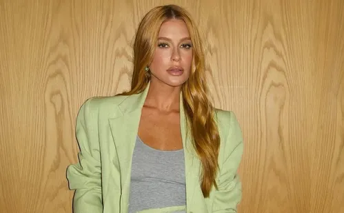 
          Imagem ilustrativa da imagem Marina Ruy Barbosa diz encarar polêmica ao viver Suzane von Richthofen
          