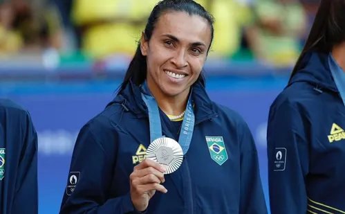 
          Imagem ilustrativa da imagem Marta é apontada como a melhor jogadora de futebol de todos os tempos; veja top-10
          