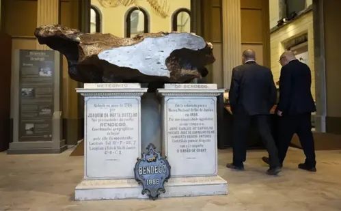 
          Imagem ilustrativa da imagem Museu Nacional reabre ao público sete anos após incêndio
          