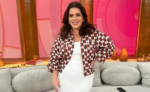 
          Imagem ilustrativa da imagem Não tem sido fácil resgatar a felicidade, diz Tati Machado após perda do filho
          