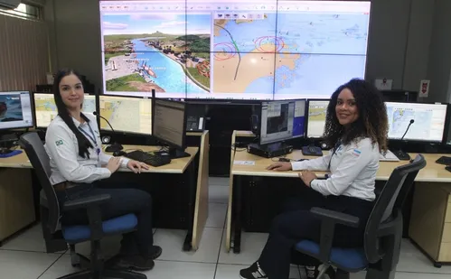 
          Imagem ilustrativa da imagem No ES, mulheres comandam segurança e tráfego nos principais portos capixabas
          