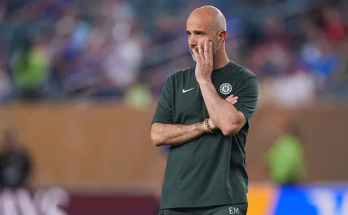 
          Imagem ilustrativa da imagem Técnico do Chelsea elogia Botafogo e volta a citar férias dos brasileiros
          