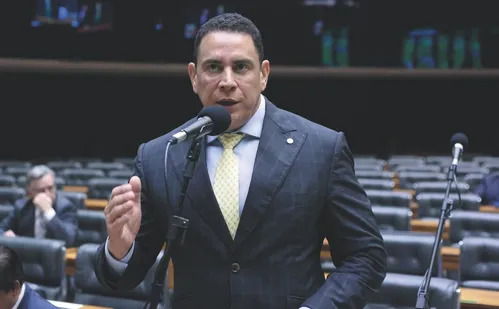 
          Imagem ilustrativa da imagem Nova Federação União Brasil / Progressistas vai influenciar eleição em 2026
          