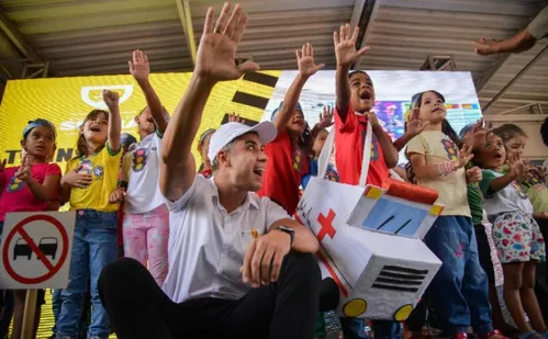 
          Imagem ilustrativa da imagem Nova lei inclui educação para o trânsito no currículo escolar na Serra
          