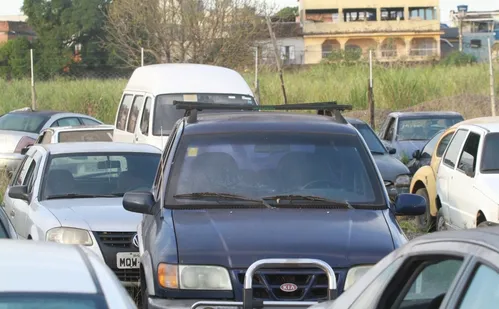 
          Imagem ilustrativa da imagem Novo sistema vai ajudar donos a encontrarem carros roubados
          