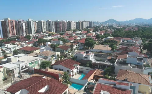 
          Imagem ilustrativa da imagem Oito bairros capixabas na lista do metro quadrado mais caro do País
          