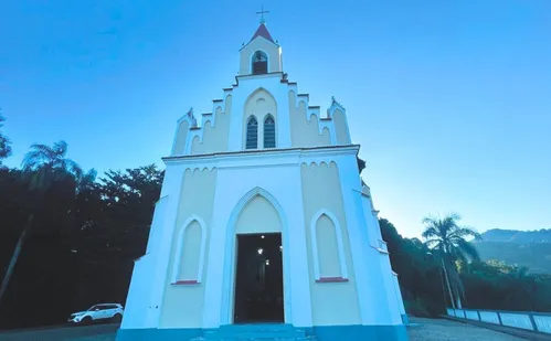 
          Imagem ilustrativa da imagem Os paraísos naturais e turísticos de Santa Leopoldina
          