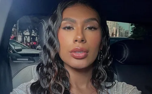 
          Imagem ilustrativa da imagem Pocah fere o olho em acidente nos bastidores de show e cancela apresentação
          