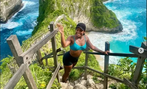 
          Imagem ilustrativa da imagem Necrópsia é concluída pela polícia do RJ e corpo de Juliana Marins será liberado para a família
          