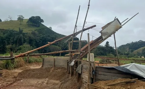 
          Imagem ilustrativa da imagem Polícia Federal e Ibama fazem operação de combate à extração ilegal de areia no ES
          
