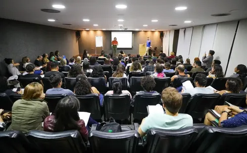 
          Imagem ilustrativa da imagem Publicado edital do CNU 2025; confira as regras
          