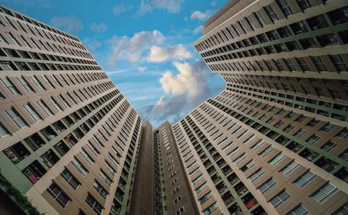 
          Imagem ilustrativa da imagem Recorde de protesto em cartório por não pagamento de condomínio no ES
          