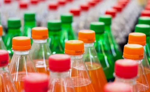 
          Imagem ilustrativa da imagem Refrigerante foi principal causa para formação de 35 pedras em bexiga de idoso
          