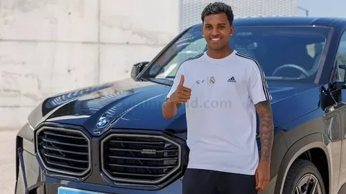 
          Imagem ilustrativa da imagem Rodrygo pode deixar o Real Madrid e entra na mira de três gigantes da Premier League, diz jornal
          