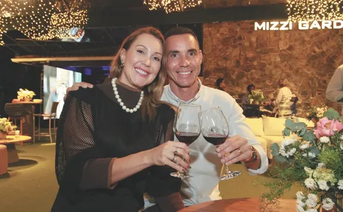 
          Imagem ilustrativa da imagem Roteiro de festas e jantares: veja as opções para o Dia dos Namorados
          