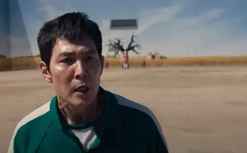 
          Imagem ilustrativa da imagem 'Round 6' é primeira série a liderar na Netflix em todos países
          