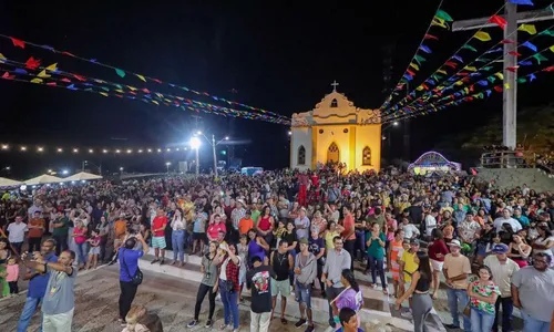 
          Imagem ilustrativa da imagem São João de Gravatá terá shows de Luan Santana, Wesley Safadão e Limão com Mel
          