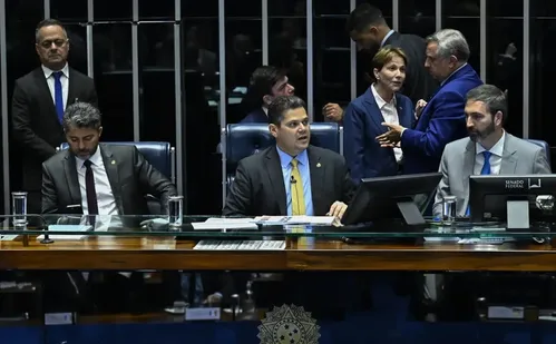 
          Imagem ilustrativa da imagem Senado aprova novo marco para o licenciamento ambiental no país
          