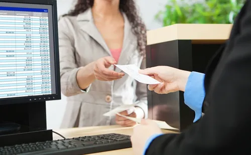 
          Imagem ilustrativa da imagem Serasa prorroga mutirão emergencial com bancos até dia 11 de julho
          