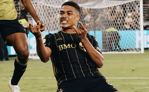 
          Imagem ilustrativa da imagem Super Mundial de Clubes: veja um raio-x dos rivais dos quatro times brasileiros
          