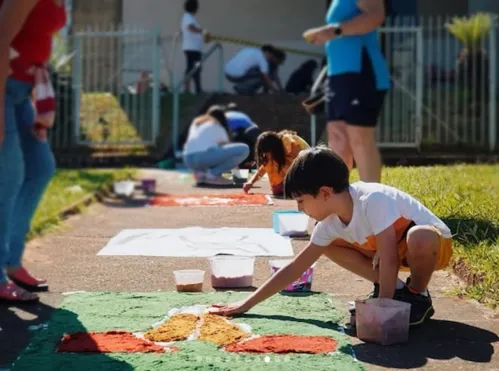 
          Imagem ilustrativa da imagem Tapetes de Corpus Christi marcam celebrações pelo Brasil; veja imagens
          