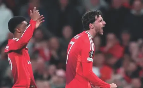 
          Imagem ilustrativa da imagem Tottenham x Manchester United: tudo sobre a decisão da Liga Europa 2025
          