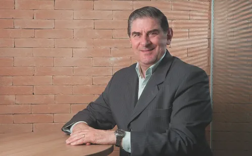 
          Imagem ilustrativa da imagem Turistas adiam viagens com o aumento de impostos
          