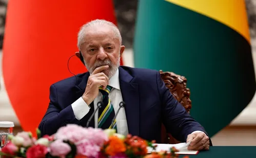 
          Imagem ilustrativa da imagem VÍDEO | Lula confirma que virá ao ES logo após retornar de agenda na China
          