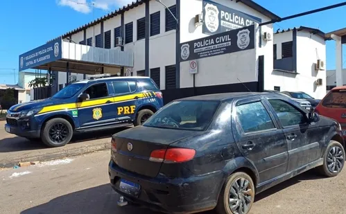 
          Imagem ilustrativa da imagem Veículo clonado é localizado em Goiás com monitoramento do Cerco Inteligente
          