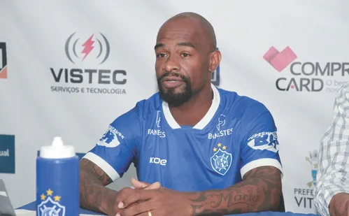 
          Imagem ilustrativa da imagem Vitória fecha com novo parceiro e vai estrear patrocínio em clássico
          