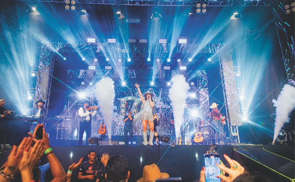 Feira dos Municípios 2025: Música para Todos os Gostos em Serra! Orquestra, Country e Pop Rock Grátis!