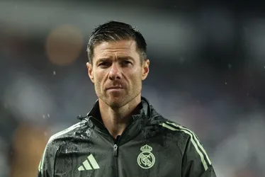 Imagem ilustrativa da imagem Xabi Alonso cita perda de controle contra o Dortmund