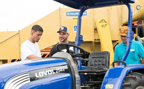
          Imagem ilustrativa da imagem Feira Agro Nater Coop: a vez de quem transforma o campo
          