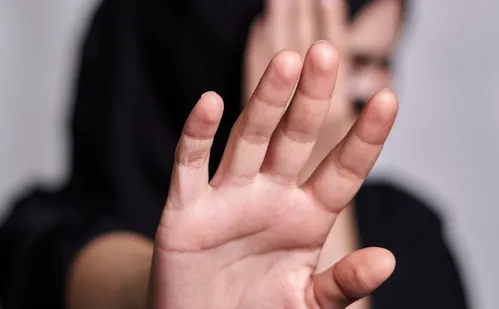 
          Imagem ilustrativa da imagem Lei acaba com atenuantes para crimes sexuais contra mulheres
          